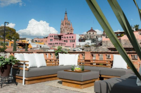 Stunning City Views from Rooftop - Casa Beckmann